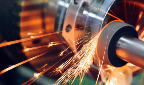 IG Metall се споразумя за ръст на заплатите с 8,5%