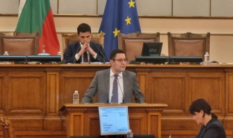 С осемнадесет инвестиционни проекта за над 1 млрд. лв. се хвали Пулев