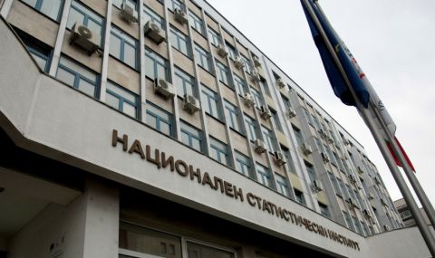 Една пета от заетите лица у нас работят извън града, в който живеят