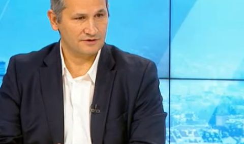 Христанов: Изгражда се ос Радев-Трифонов-Борисов, на която задачата е да отвори широк фронт за атака срещу ПП