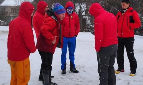 Издирването на 69-годишния турист под връх Вихрен продължава