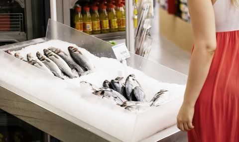 В навечерието на Никулден търсенето на риба е намаляло