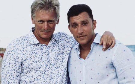 Синът на Песков твърди, че воювал в Украйна. През това време неговата Tesla е глобявана в Москва