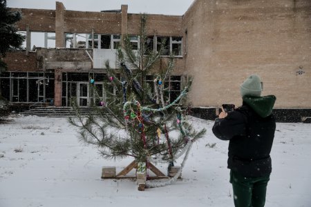 Украйна може да забави пенсии и заплати, ако западната помощ не бъде одобрена