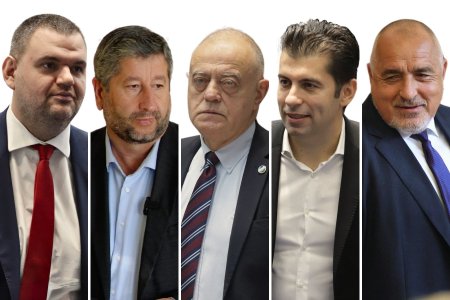 Сглобката е в Космоса. Започват преговорите за министри и регулатори