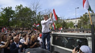 Задава ли се реален конкурент на „българския“ герой Виктор Орбан?