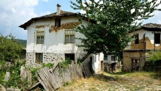 Там никой не живее. Части от Европа остават без население