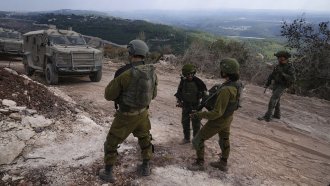 Израел с наземна операция в Сирия. Задържан е свързан с Иран сириец