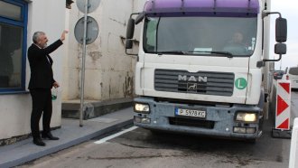 Превозвачите чакат чудото „онлайн плащане“ за мостовете над Дунав