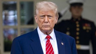 Тръмп обяви изграждането на „Златен купол“ за 175 милиарда долара