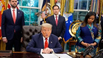 Тръмп обяви примирие в Газа до една седмица и отново атакува председателя на Федералния резерв