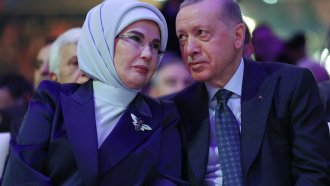 Съпругата на Ердоган писа на Мелания Тръмп за хуманитарната криза в Газа