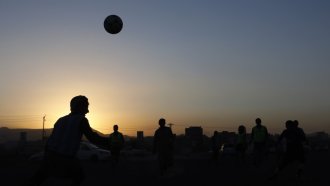 Загинали и ранени при израелски удари срещу Йемен