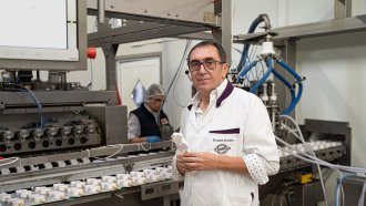 Най-голямата българска компания се сблъсква с агресивен внос и пазарни дефекти