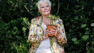 Джуди Денч на 89: Мисля, че сега мога да изиграя всичките си роли много по-добре