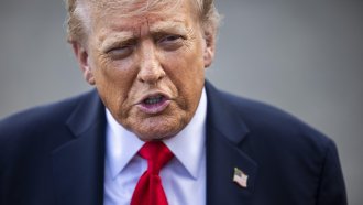 Тръмп заплаши ABC заради връщането в ефир на Джими Кимъл