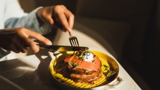 Как да добавим още години към живота и живот към годините