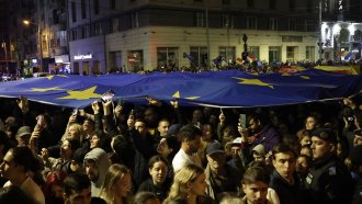 Гражданските движения в Европа: от уличните протести до политическата сцена