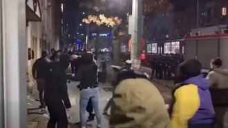 Жълтото яке като доказателство. Защо протестиращ бе оставен в ареста