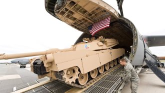 Рекордни приходи за оръжейните производители въпреки производствените проблеми