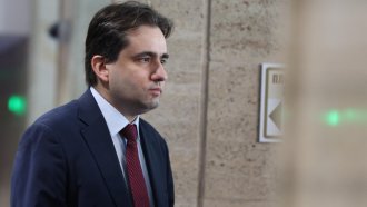 Божидар Божанов: Никое правителство със здрав разум не би настоявало да остане на власт