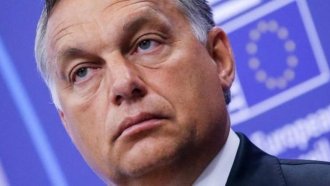 Перспективата за кредитния рейтинг на Унгария е понижена до „негативна“