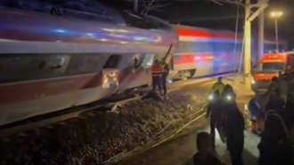 Най-малко 24 загинали и десетки ранени при жп катастрофа в Испания (обновена)